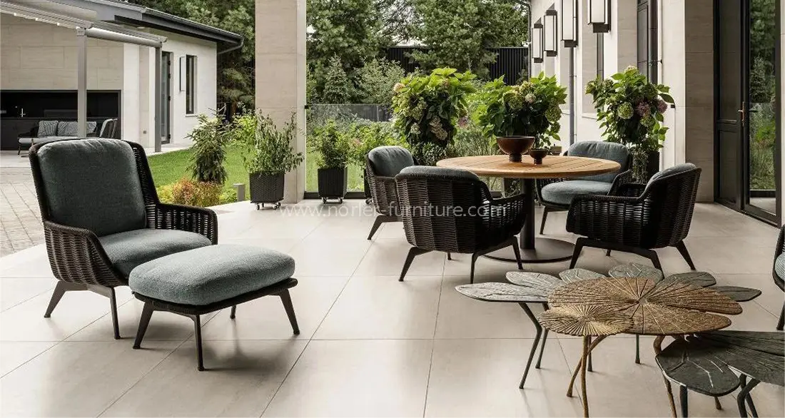 Outdoor Balcony Hand-Woven Rope Table And Chairs